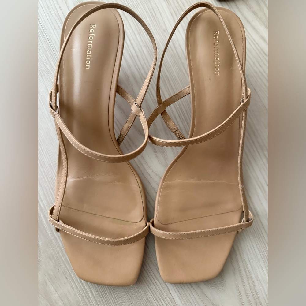 Reformation Serenity Bare Kitten Heels Beige - Picture 3 of 7